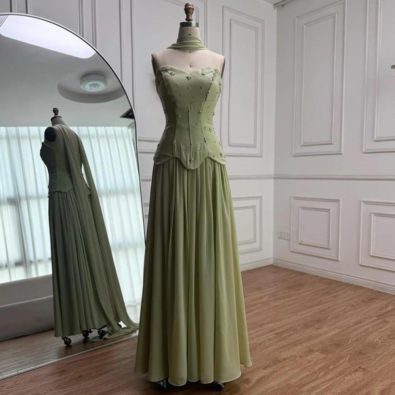 UsersElegant Sage Green Strapless Evening Dress A-Line Chiffon Prom Gown with Corset - 图片 2