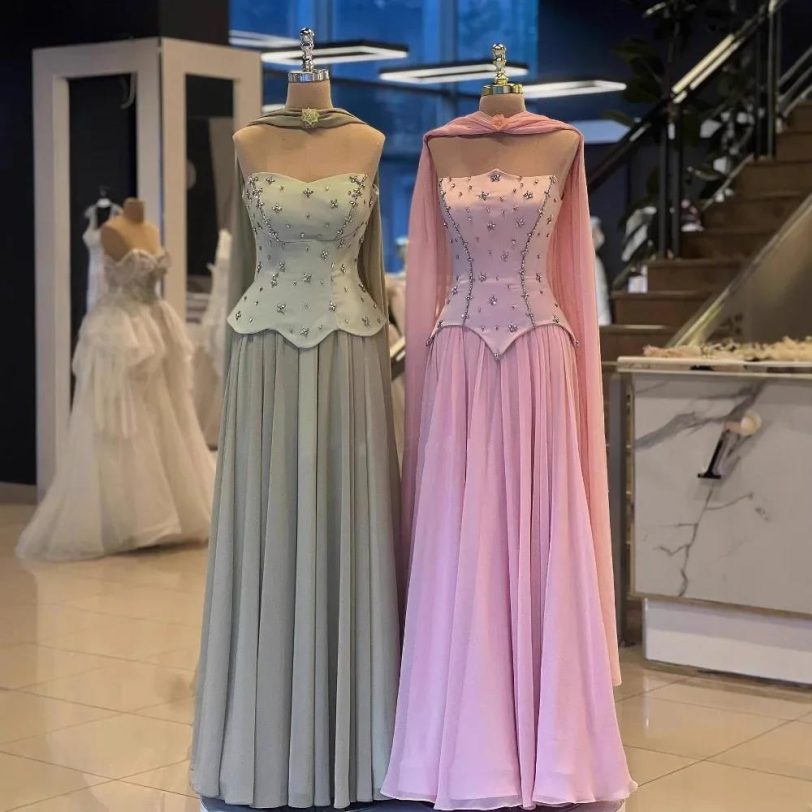 UsersElegant Sage Green Strapless Evening Dress A-Line Chiffon Prom Gown with Corset - 图片 4