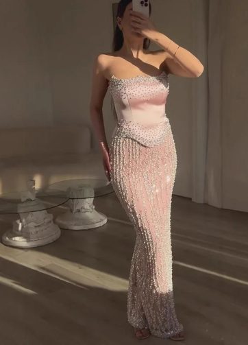 UserGlamorous Pink Beaded Pearls Mermaid Evening Dress Strapless Formal Prom Gown fo